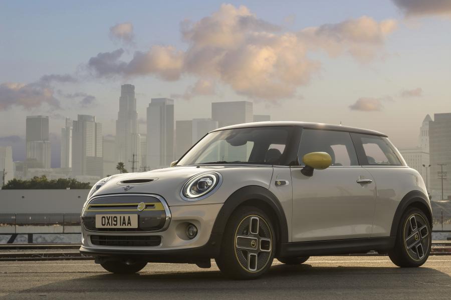  Mini Cooper SE (F56) 2019 года  (WW) (фото 40 из 132)